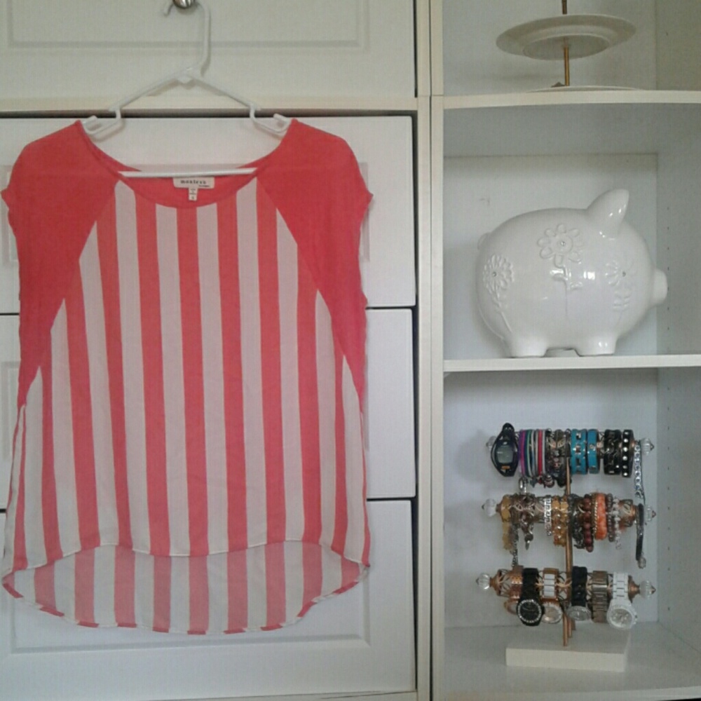 High/Low Salmon striped top